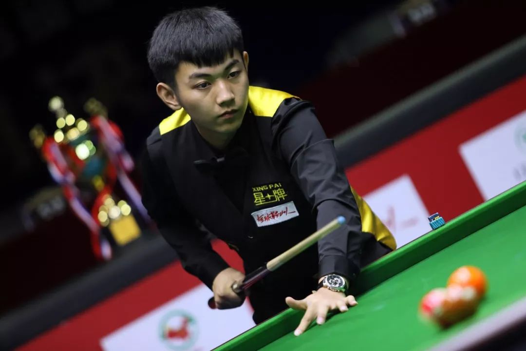 微弱差距摘 微弱差距摘