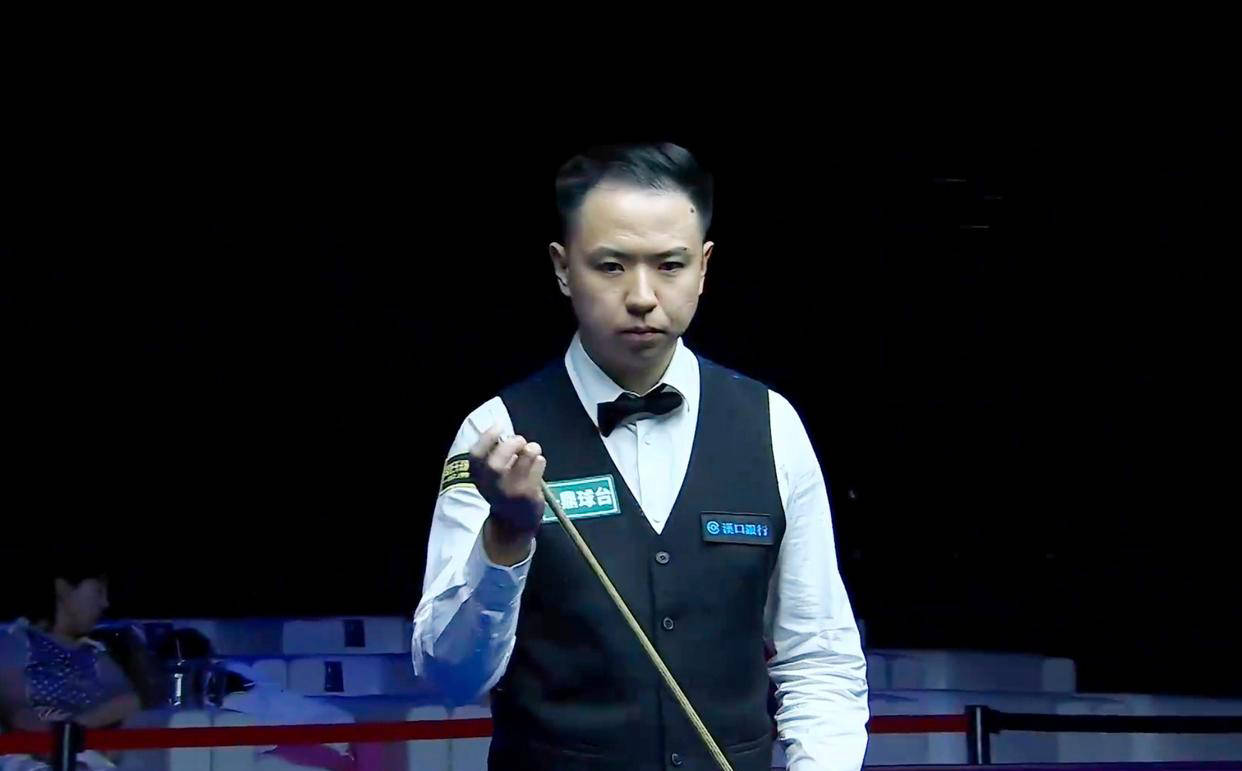 一位球员以 一位球员以