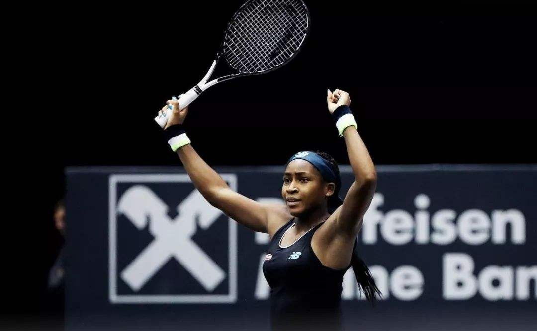 的连番赞誉 的连番赞誉