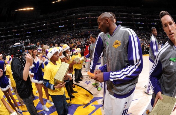 支持者之间 支持者之间