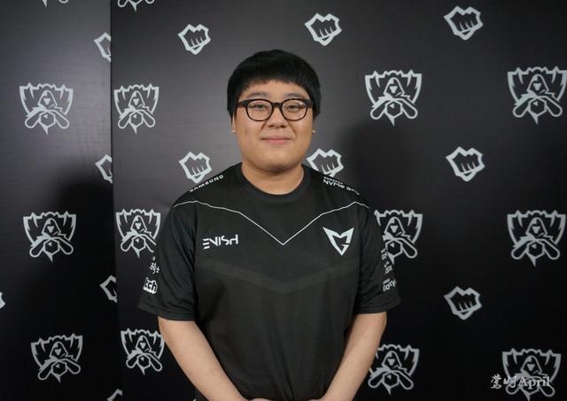 的三叉戟 的三叉戟